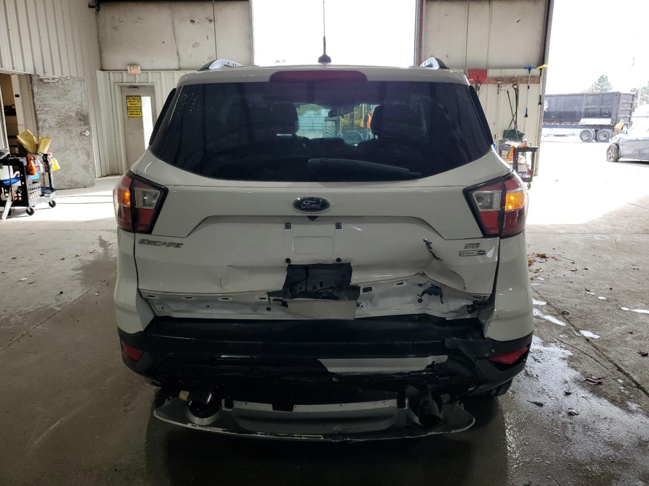 2018 Ford Escape Se VIN: 1FMCU9GD4JUA43745 Lot: 92936535