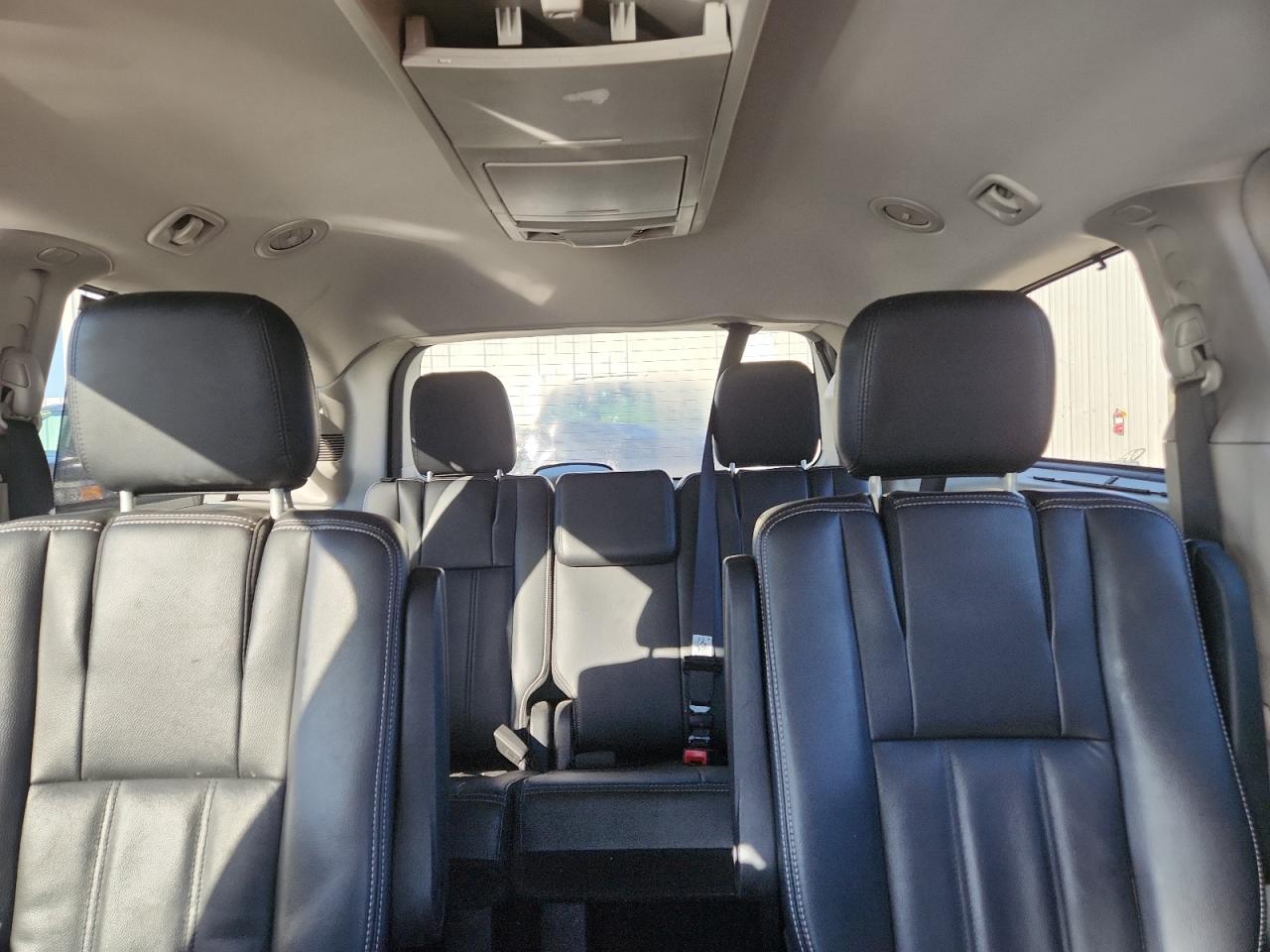 2014 Chrysler Town & Country Touring VIN: 2C4RC1BGXER464019 Lot: 92456285