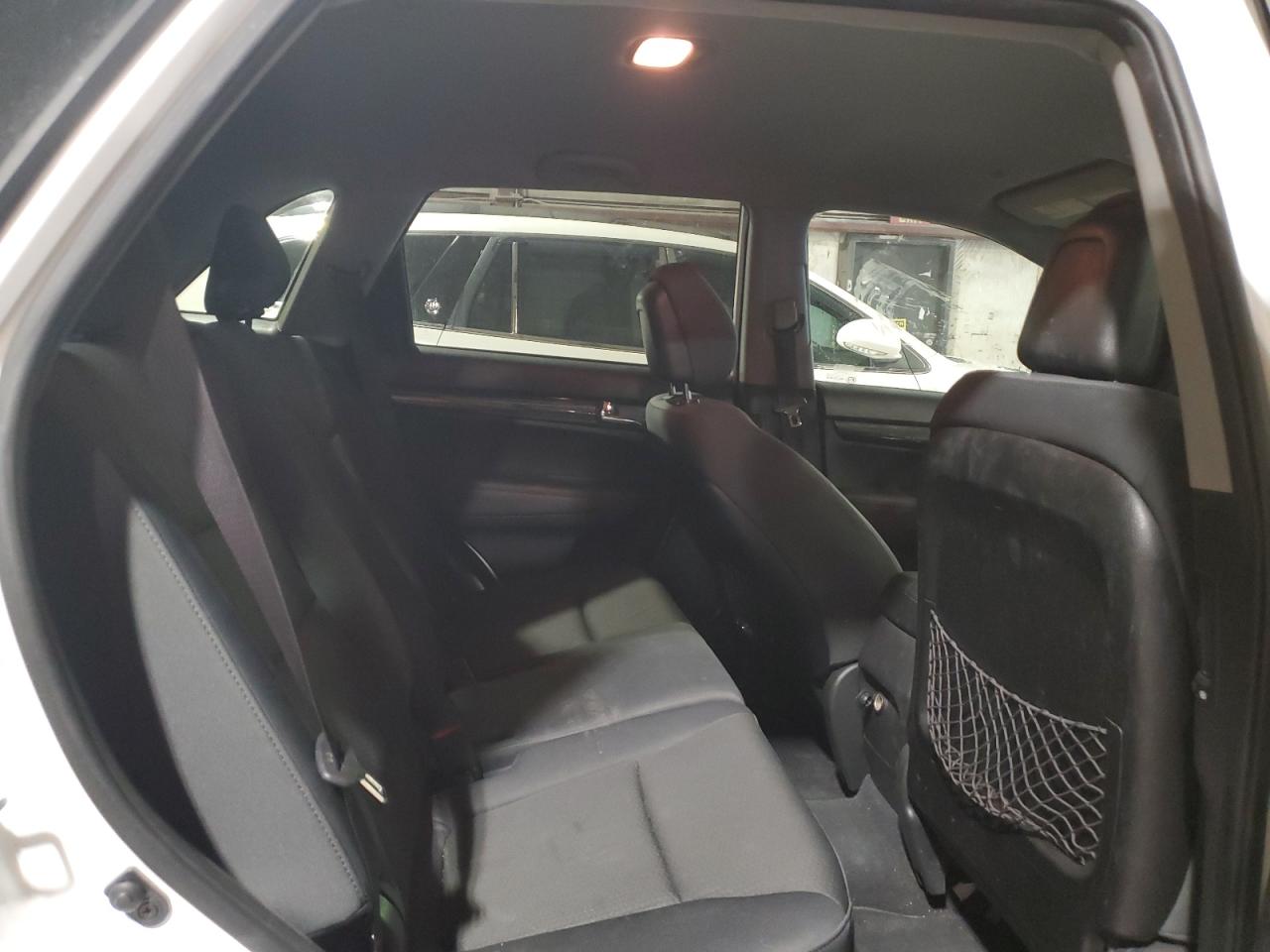 2012 Kia Sorento Base VIN: 5XYKT3A19CG231969 Lot: 90927325