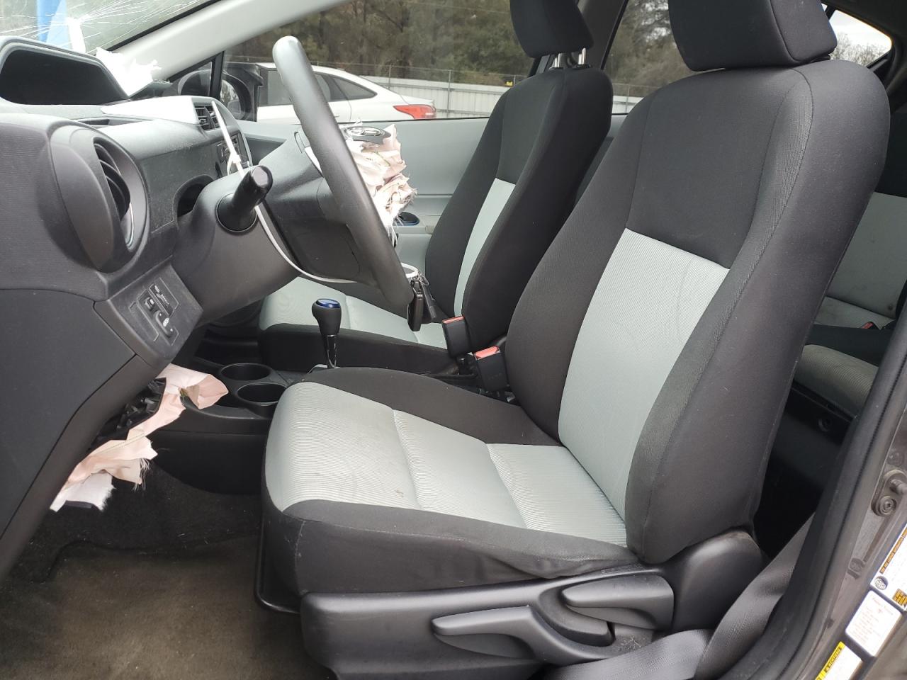 2012 Toyota Prius C VIN: JTDKDTB34C1510551 Lot: 92134665