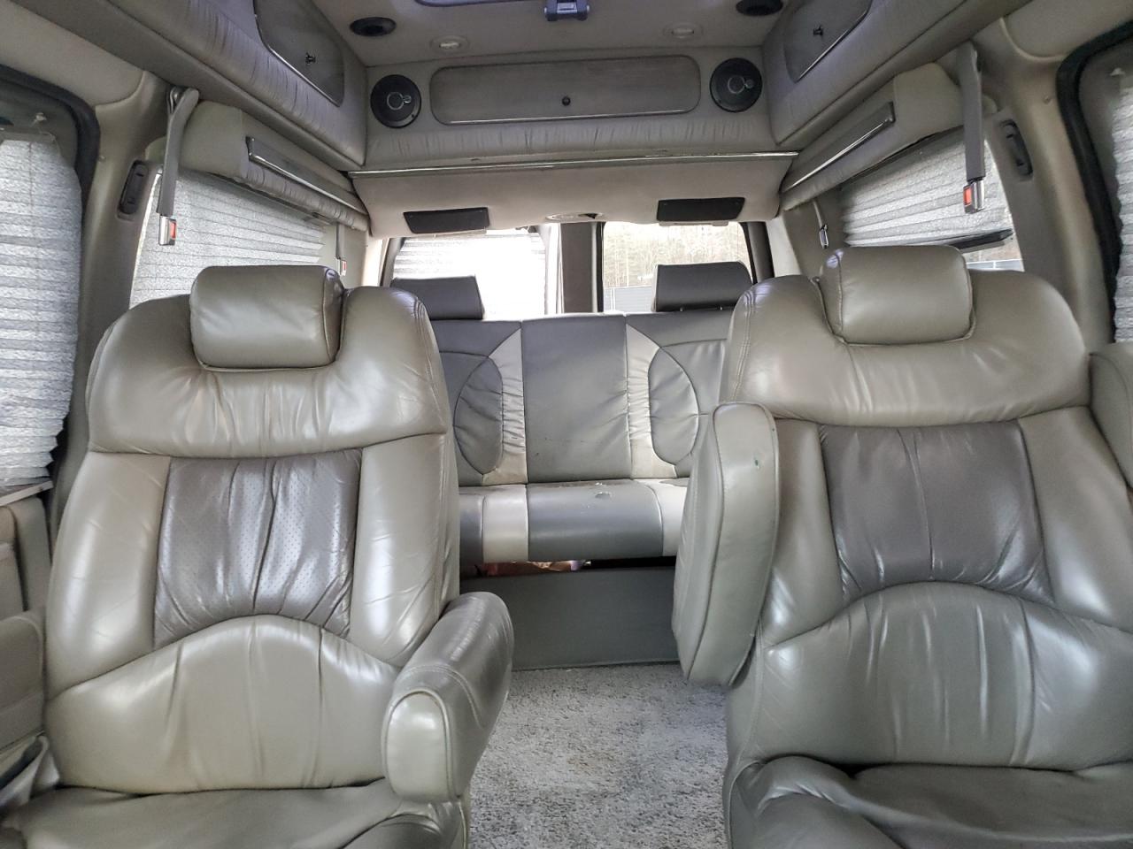 2003 Chevrolet Express G1500 VIN: 1GBFG15T131113845 Lot: 91383935