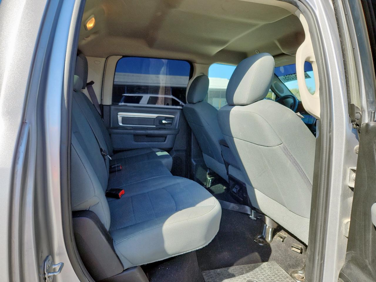 2019 Ram 1500 Classic Slt VIN: 1C6RR7TT0KS696627 Lot: 92557265