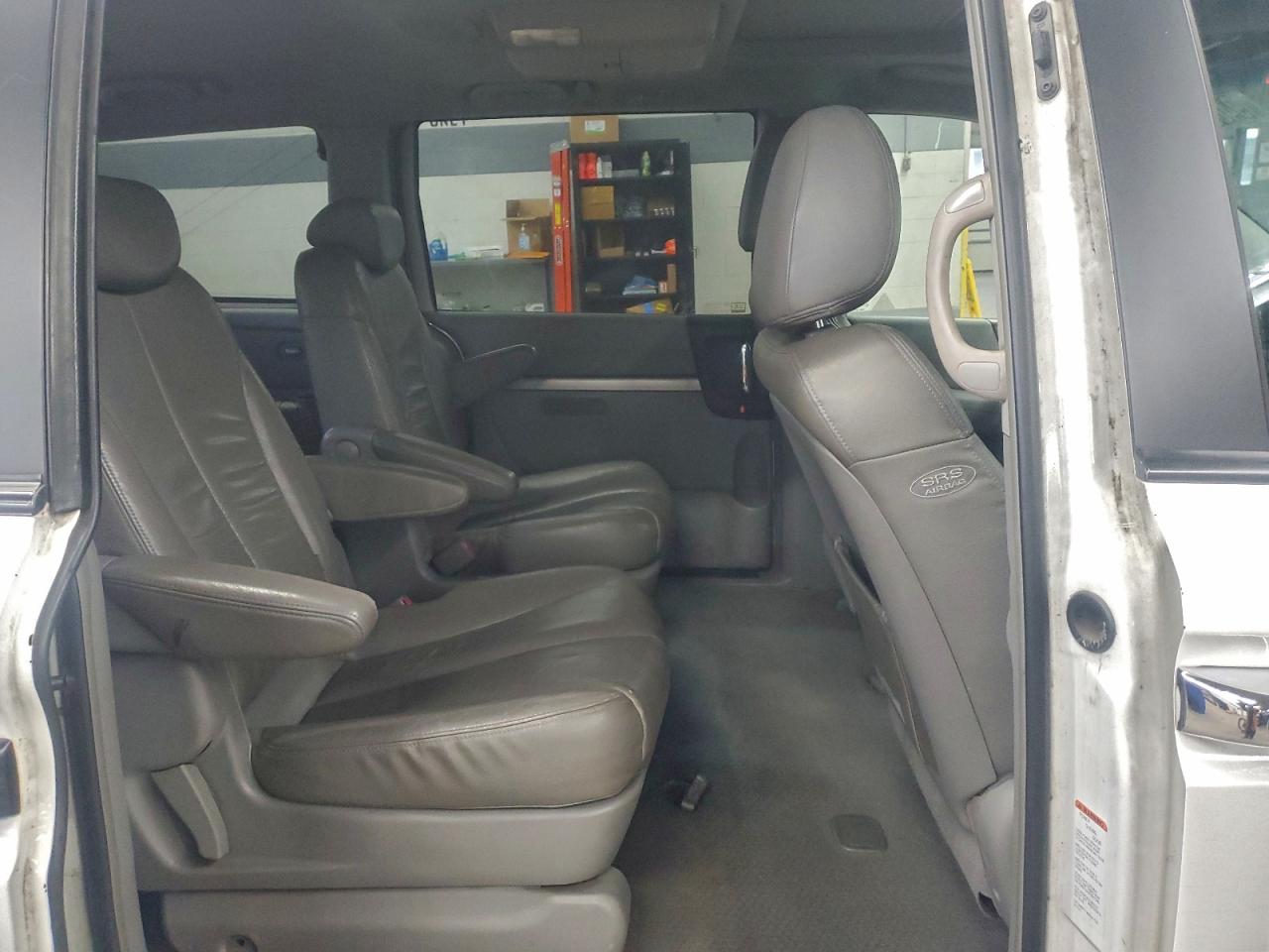 2007 Hyundai Entourage Gls VIN: KNDMC233976030745 Lot: 94027805