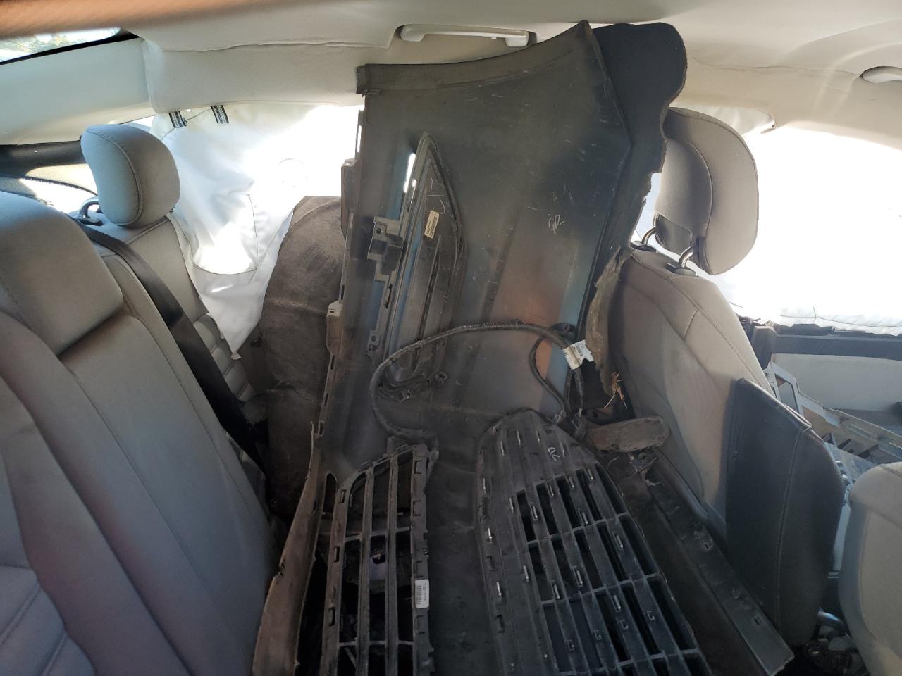 2014 Ford Fusion S VIN: 3FA6P0G76ER296258 Lot: 90807445