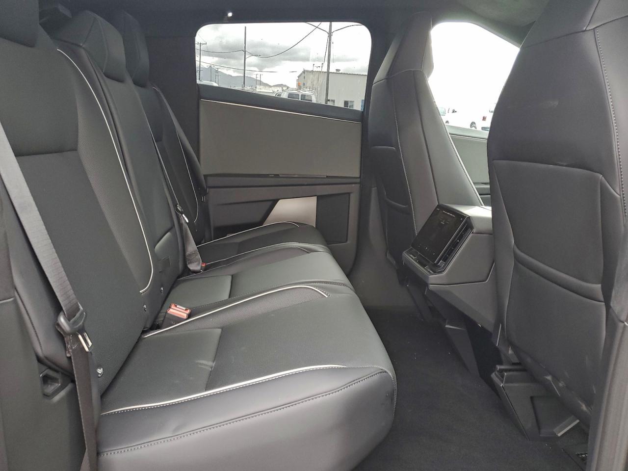 2025 Tesla Cybertruck VIN: 7G2CEHED8SA072474 Lot: 93133545