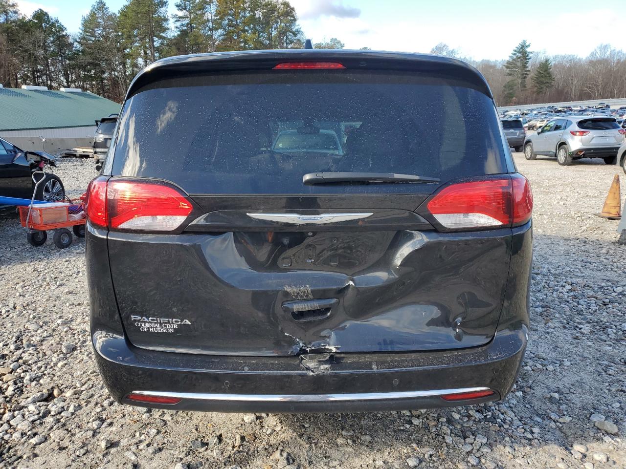 2017 Chrysler Pacifica Touring L VIN: 2C4RC1BGXHR803771 Lot: 92665645