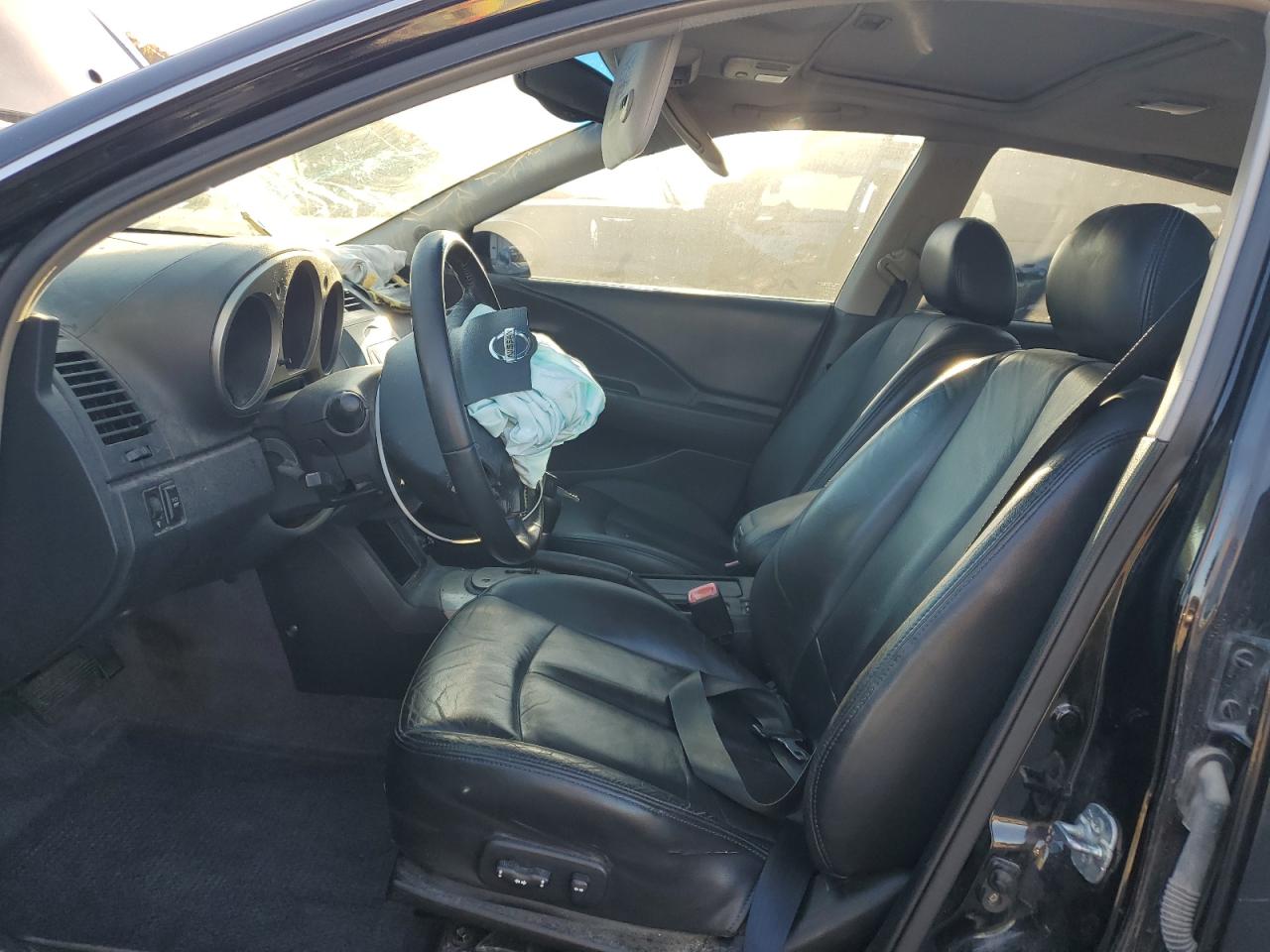 2004 Nissan Altima Se VIN: 1N4BL11E74C163142 Lot: 92810335