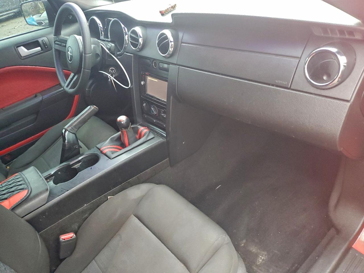 2008 Ford Mustang VIN: 1ZVHT80N085125631 Lot: 94280625