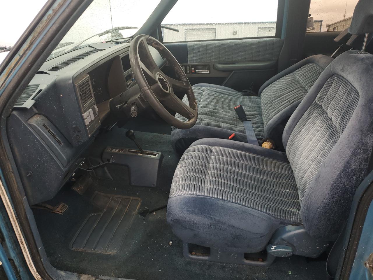 1993 GMC Sierra K2500 VIN: 2GTFK29K5P1502053 Lot: 93063635