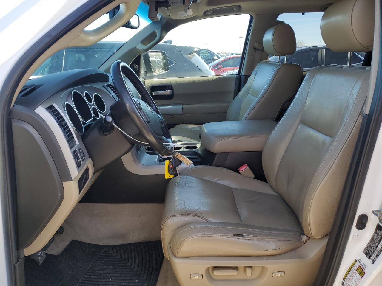 2008 Toyota Sequoia Limited VIN: 5TDBY68A28S005050 Lot: 92501595