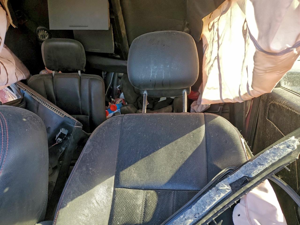 2015 Dodge Grand Caravan R/T VIN: 2C4RDGEG7FR681444 Lot: 94499685