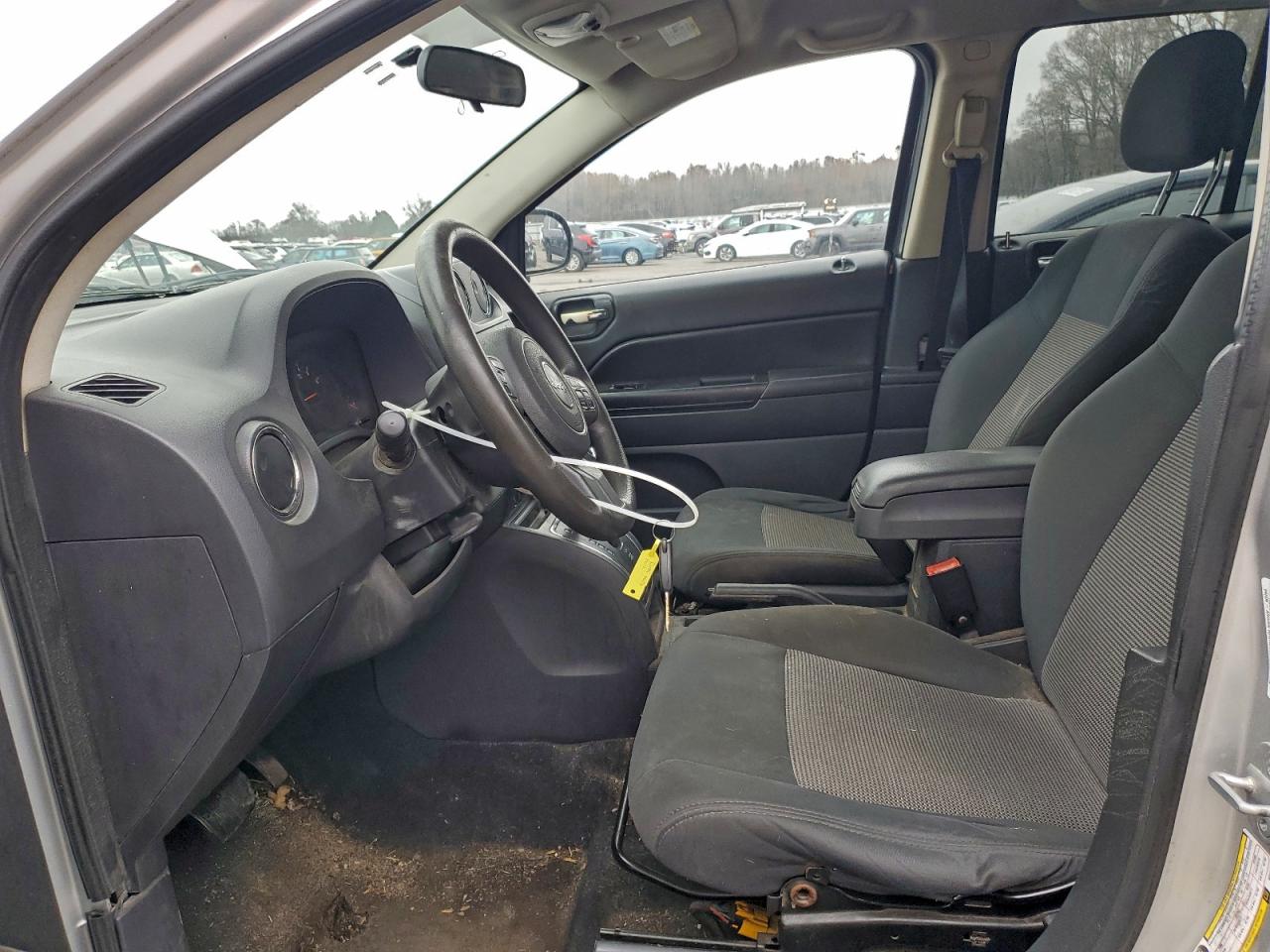 2011 Jeep Compass Sport VIN: 1J4NF1FB3BD164206 Lot: 93308765