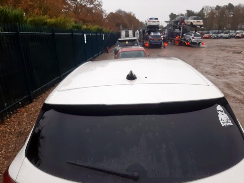 2018 VAUXHALL GRANDLAND X 1.6 TURBO D TECH LINE NAV 5DR