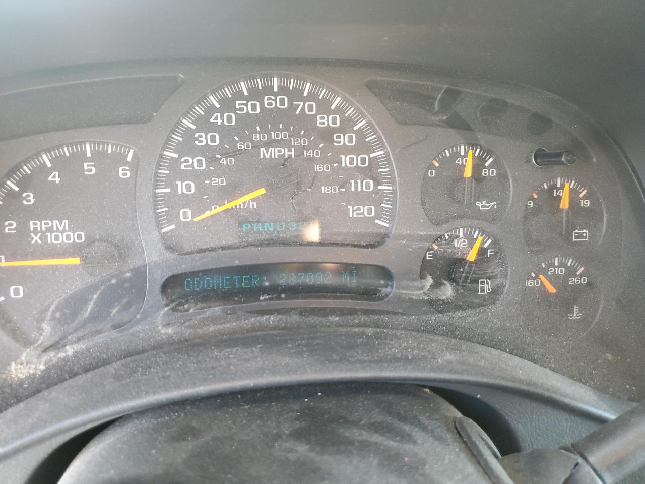 2004 GMC Yukon Xl C1500 VIN: 3GKEC16Z14G193337 Lot: 93370195