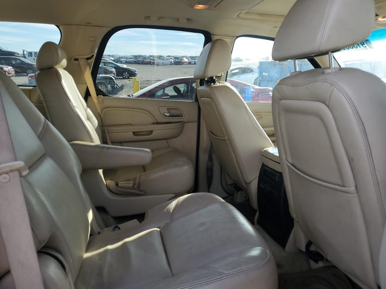 2008 Cadillac Escalade Luxury VIN: 1GYFK63818R252558 Lot: 91353395