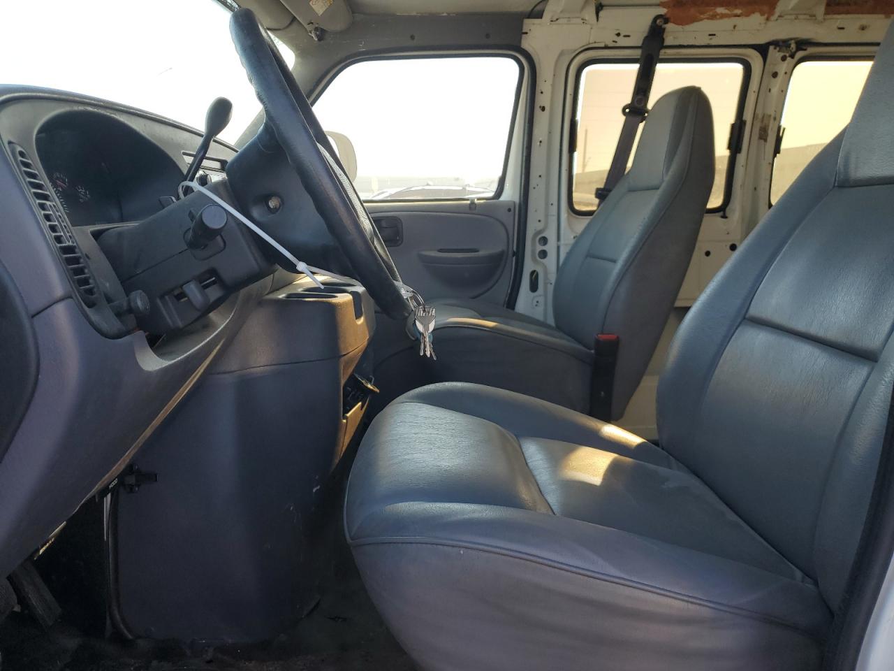 1998 Dodge Ram Van B1500 VIN: 2B7HB11X7WK157496 Lot: 90813645