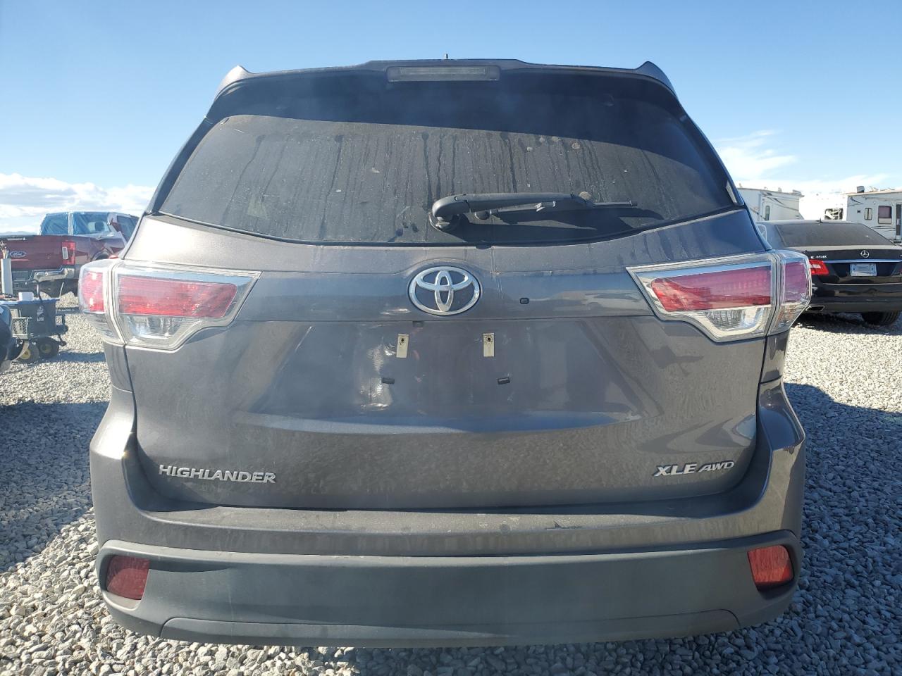 2016 Toyota Highlander Xle VIN: 5TDJKRFH0GS501493 Lot: 93233485
