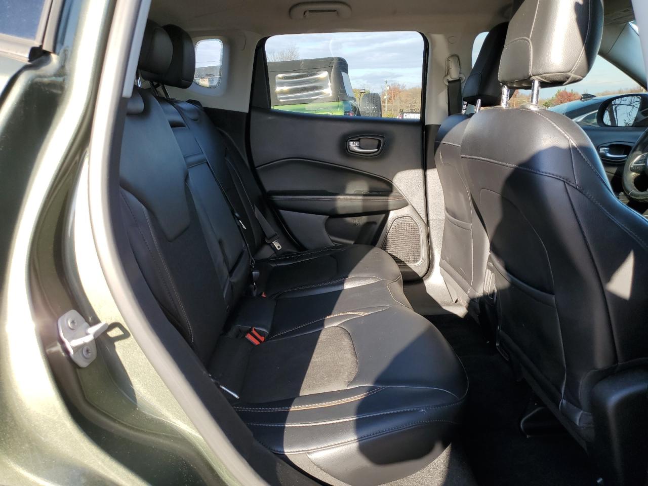 2017 Jeep Compass Latitude VIN: 3C4NJDBB1HT680563 Lot: 92241275