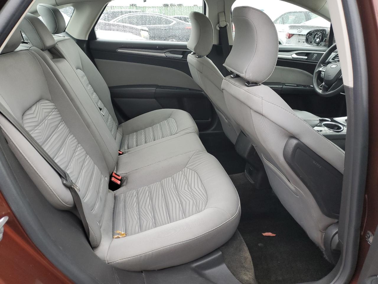 2016 Ford Fusion S VIN: 3FA6P0G70GR298977 Lot: 92627665