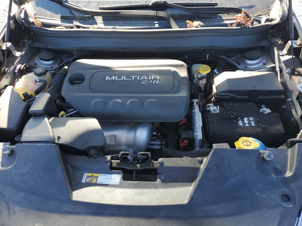 2018 Jeep Cherokee Latitude Plus VIN: 1C4PJLLB9JD551709 Lot: 92417485