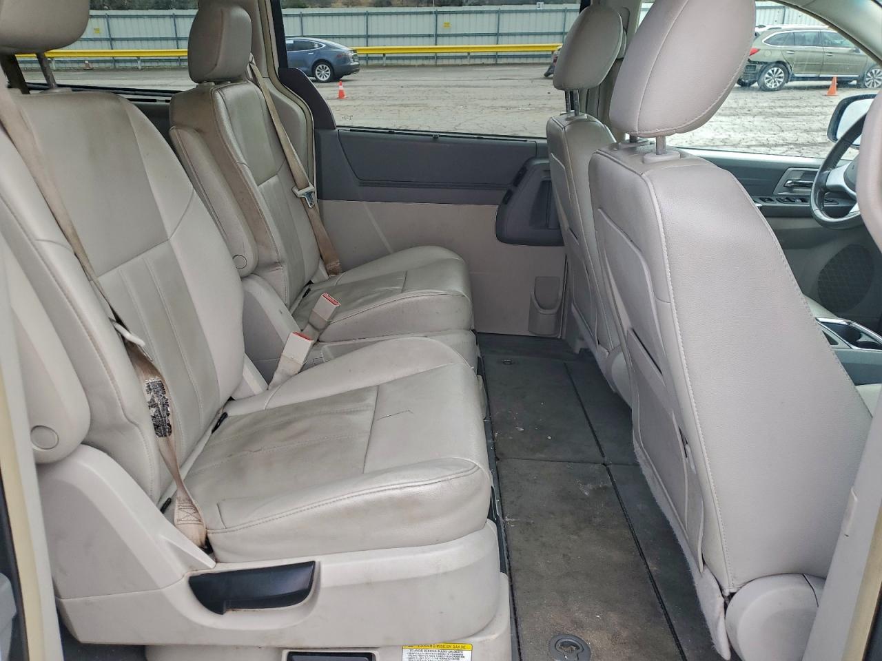 2008 Chrysler Town & Country Touring VIN: 2A8HR54P58R153108 Lot: 94550015