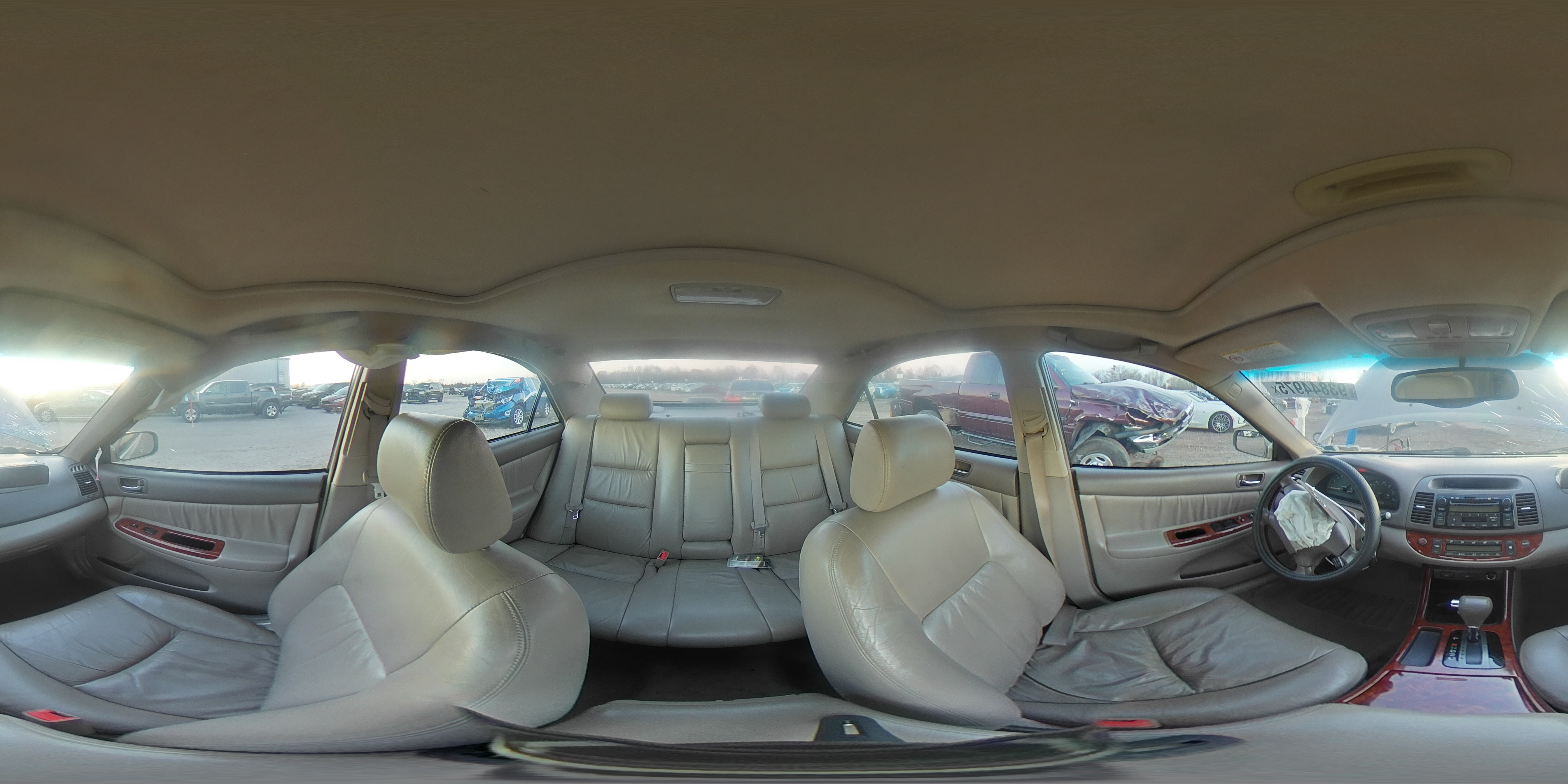 2003 Toyota Camry Le VIN: 4T1BE30K33U220755 Lot: 93844975