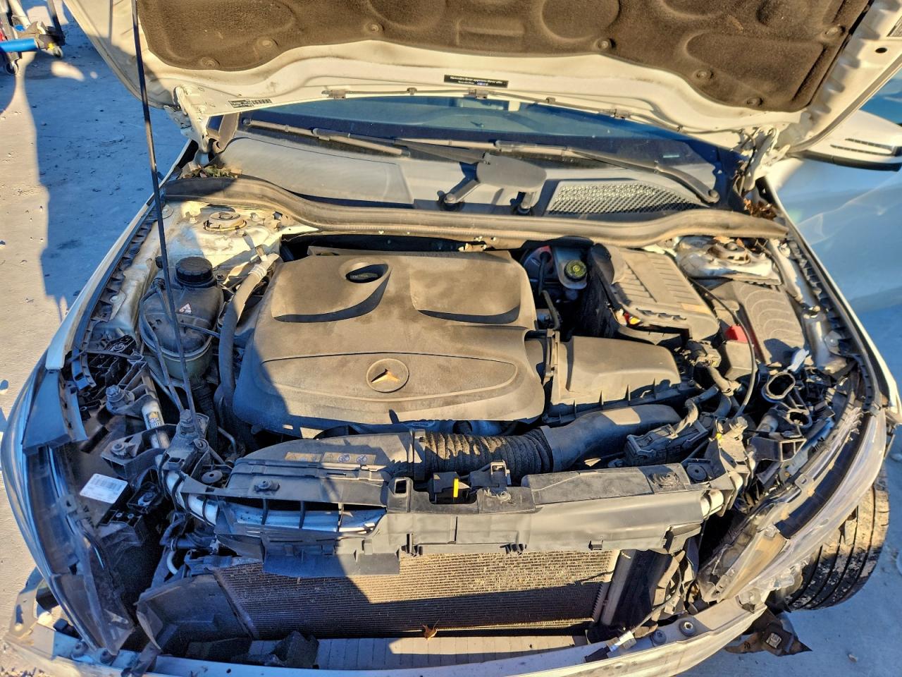 2014 Mercedes-Benz Cla 250 VIN: WDDSJ4EB8EN104565 Lot: 94291235