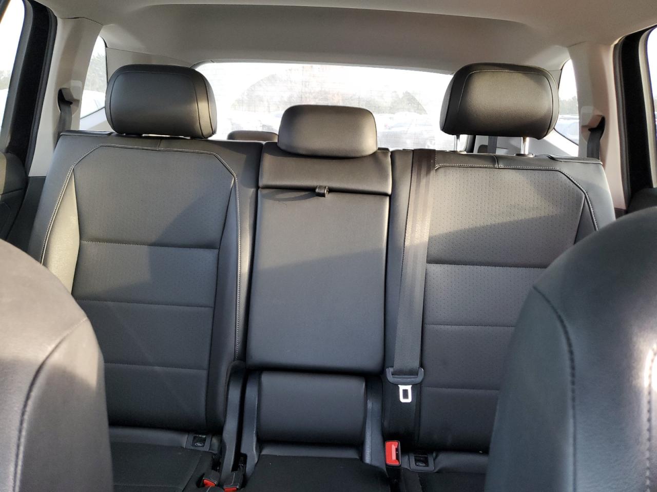 2018 Volkswagen Tiguan Se VIN: 3VV2B7AX5JM041313 Lot: 93622135