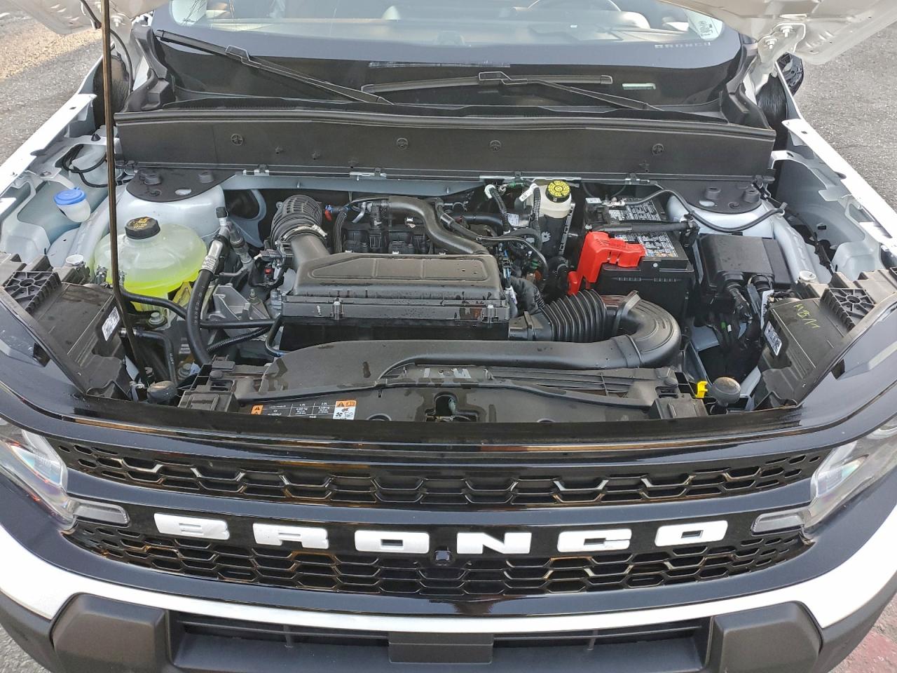 2025 Ford Bronco Sport Outer Banks VIN: 3FMCR9CNXSRF50660 Lot: 94554785