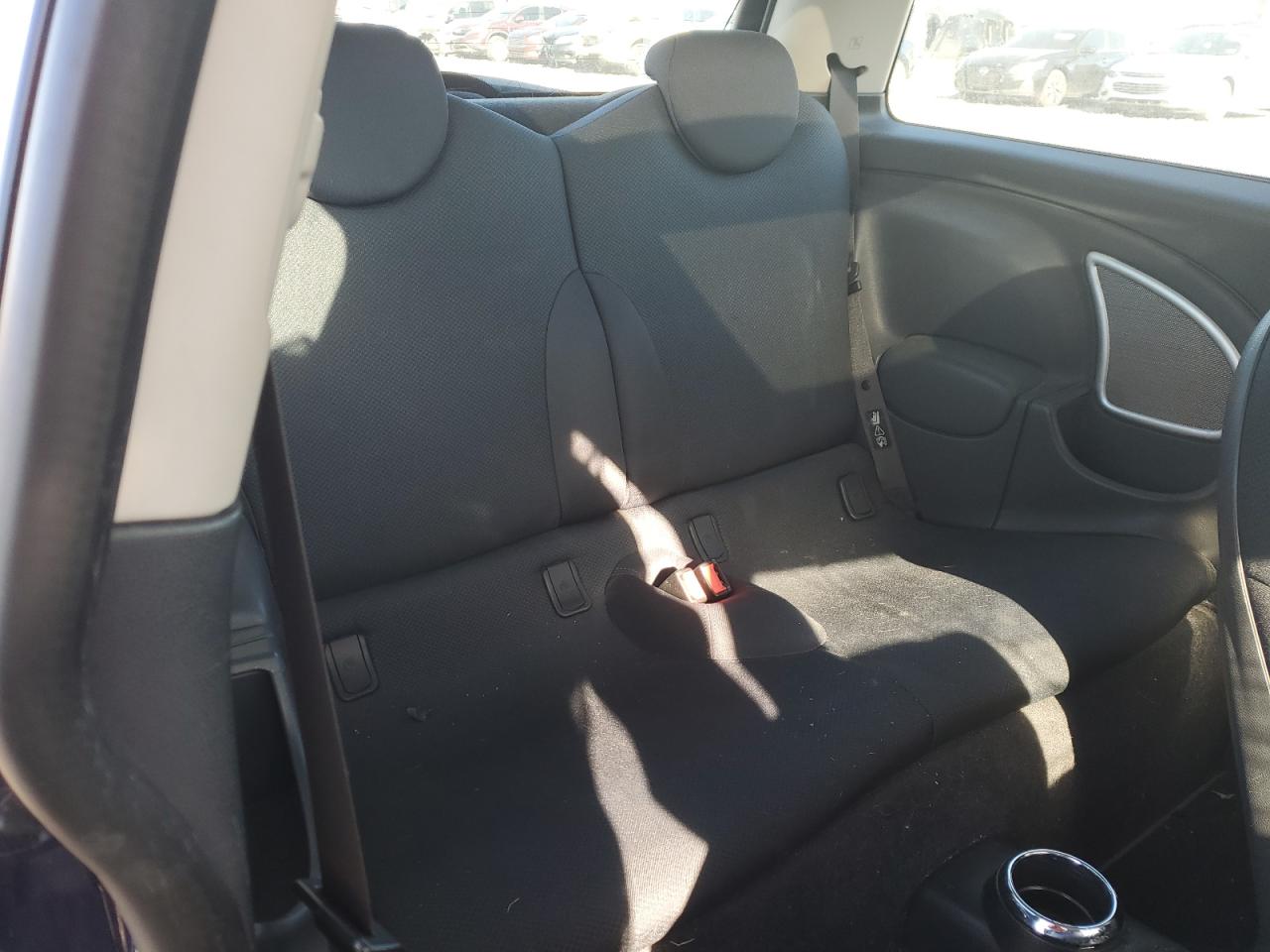 2006 Mini Cooper VIN: WMWRC33516TK64095 Lot: 92469665