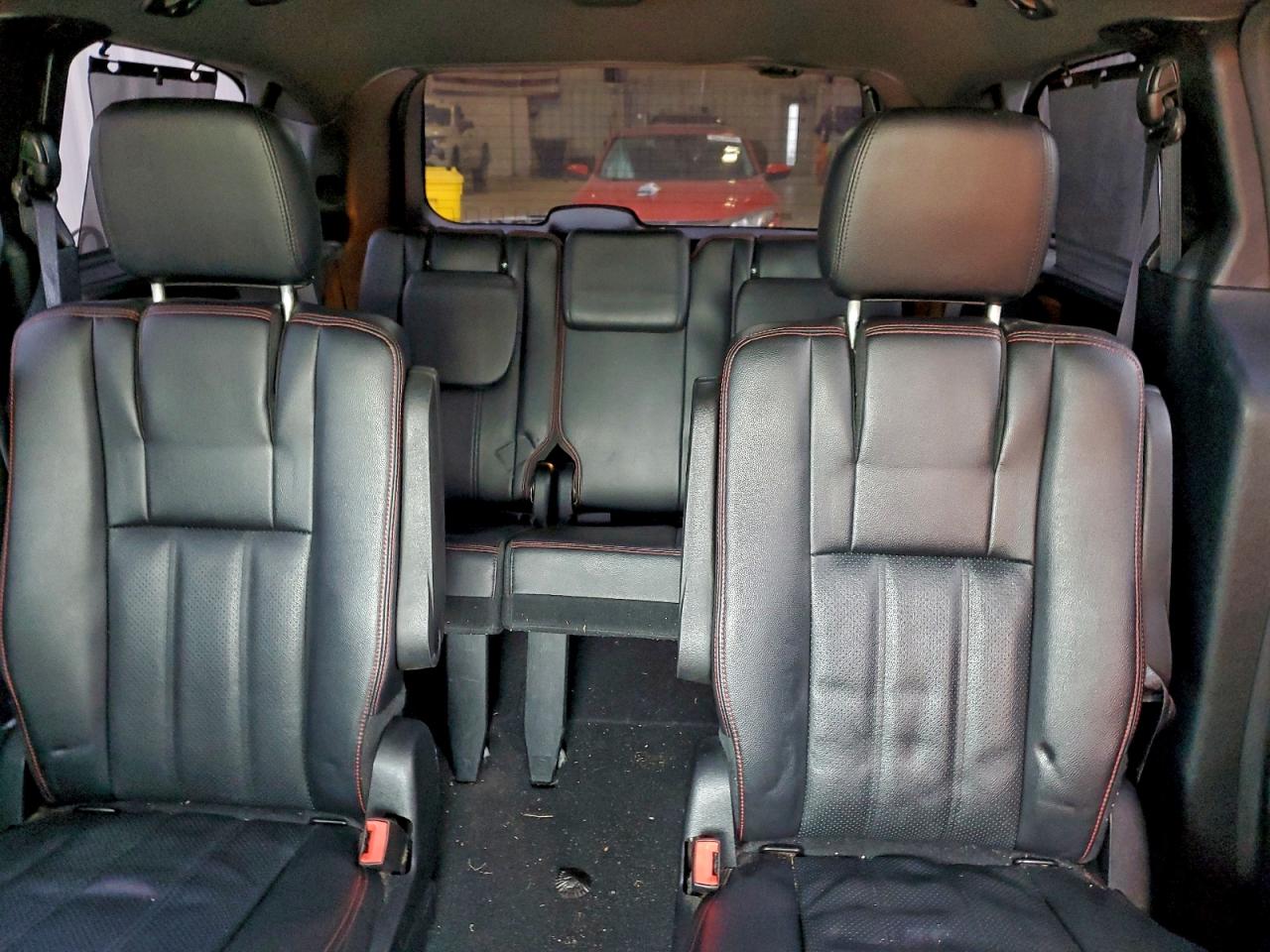 2016 Dodge Grand Caravan R/T VIN: 2C4RDGEG1GR372845 Lot: 93922145