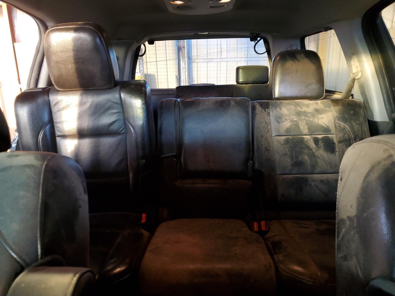 2015 Nissan Armada Sv VIN: 5N1BA0ND4FN618690 Lot: 92701145