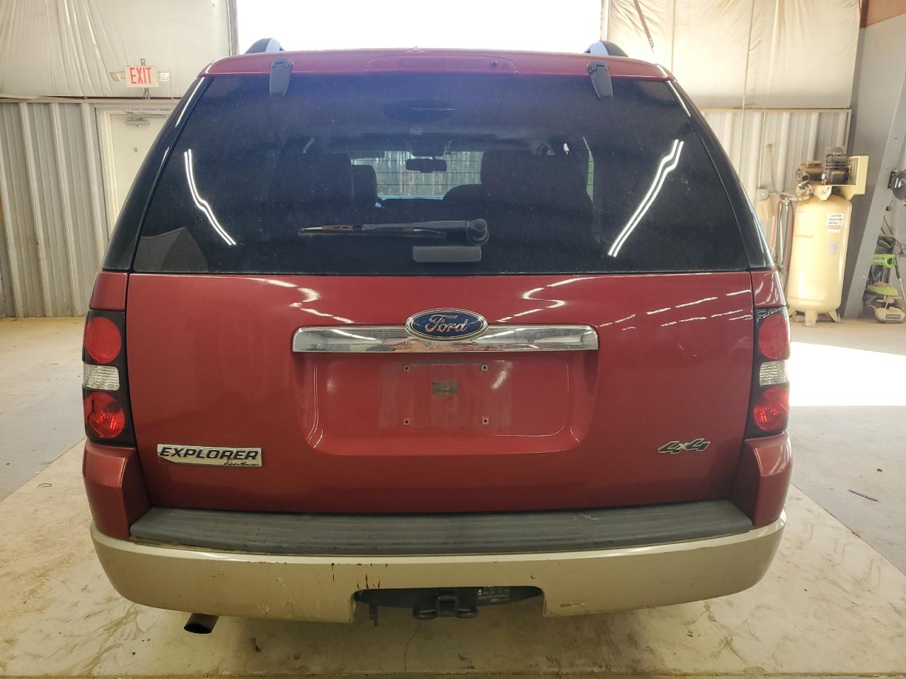 2008 Ford Explorer Eddie Bauer VIN: 1FMEU74E78UB10309 Lot: 93527905