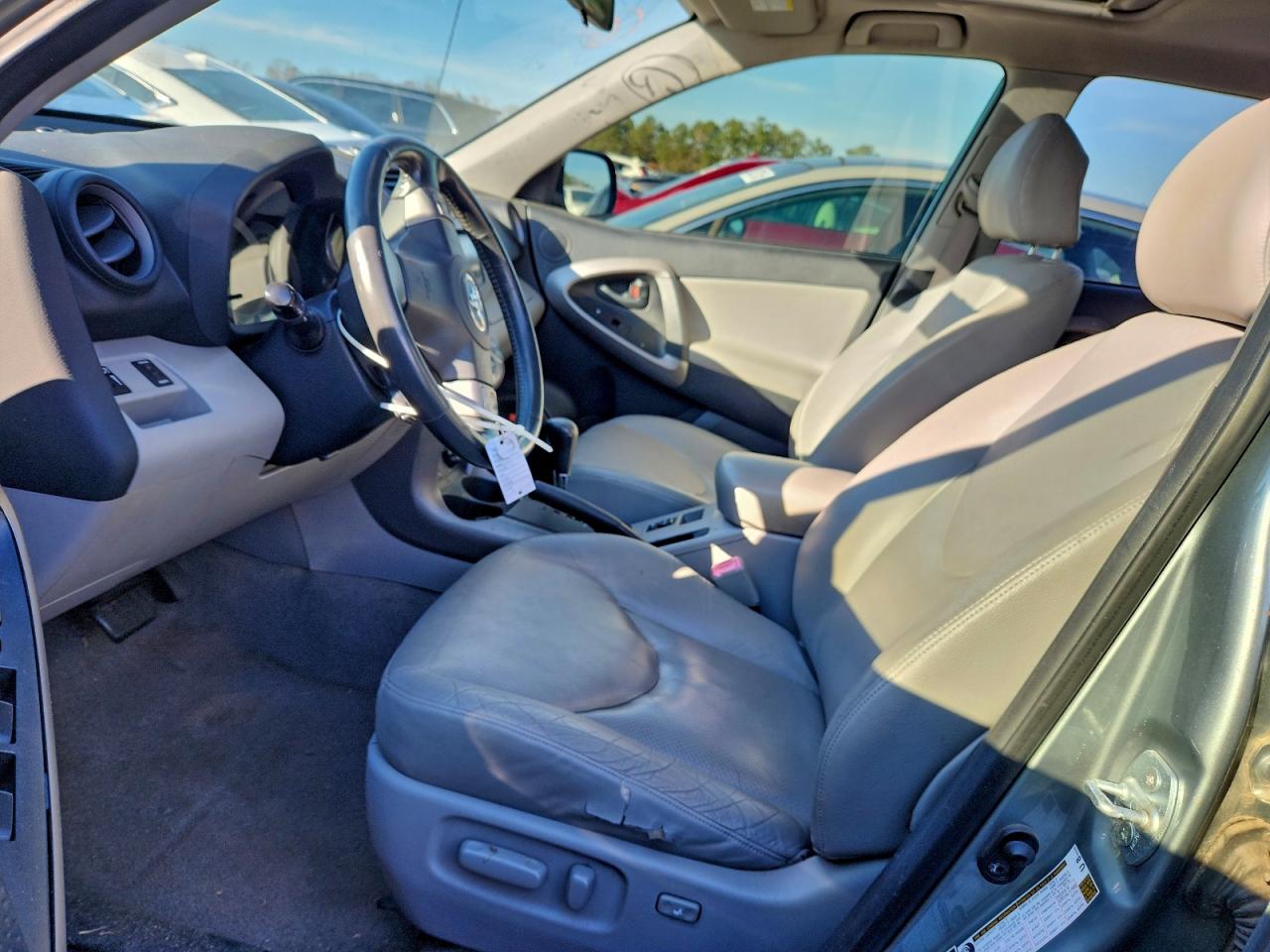 2007 Toyota Rav4 Limited VIN: JTMBK31V075038131 Lot: 93565305