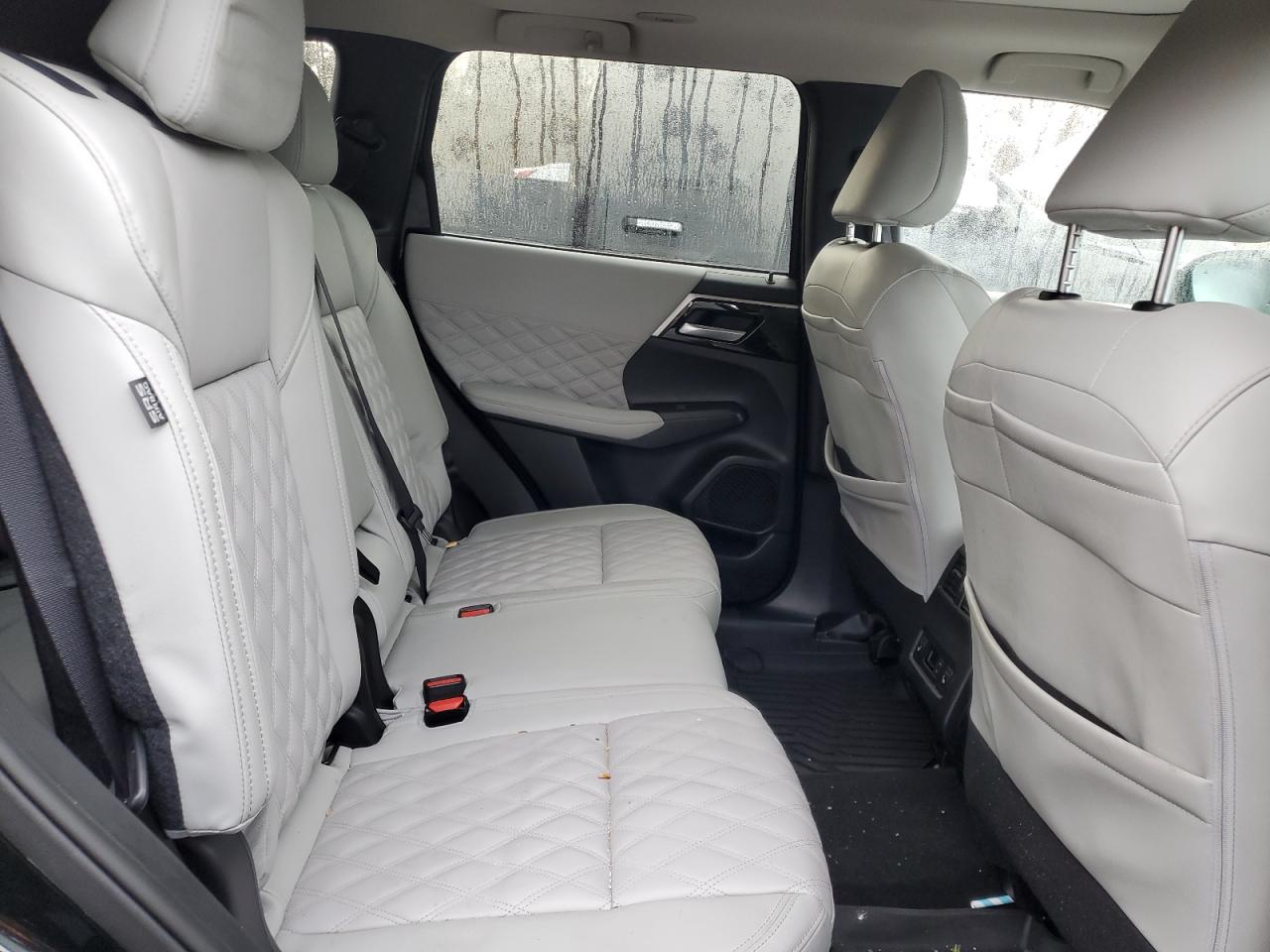 2024 Mitsubishi Outlander Se VIN: JA4J4VA88RZ636064 Lot: 92708405