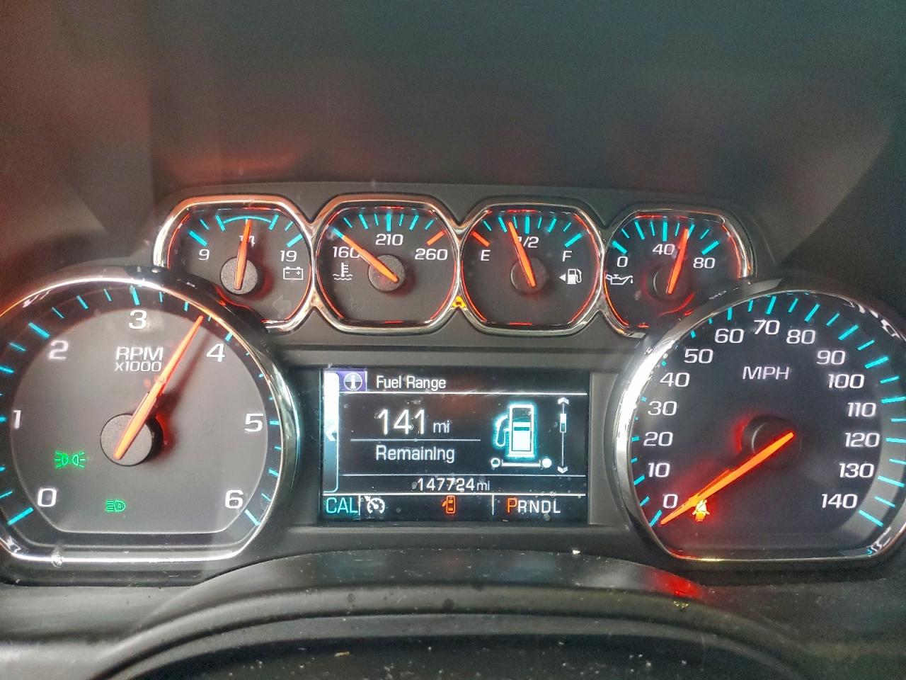 2019 Chevrolet Suburban C1500 Lt VIN: 1GNSCHKC2KR335143 Lot: 94062845