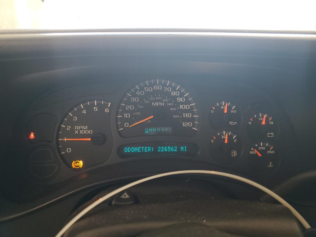 2003 Chevrolet Silverado C1500 VIN: 2GCEC19V231294866 Lot: 90780755