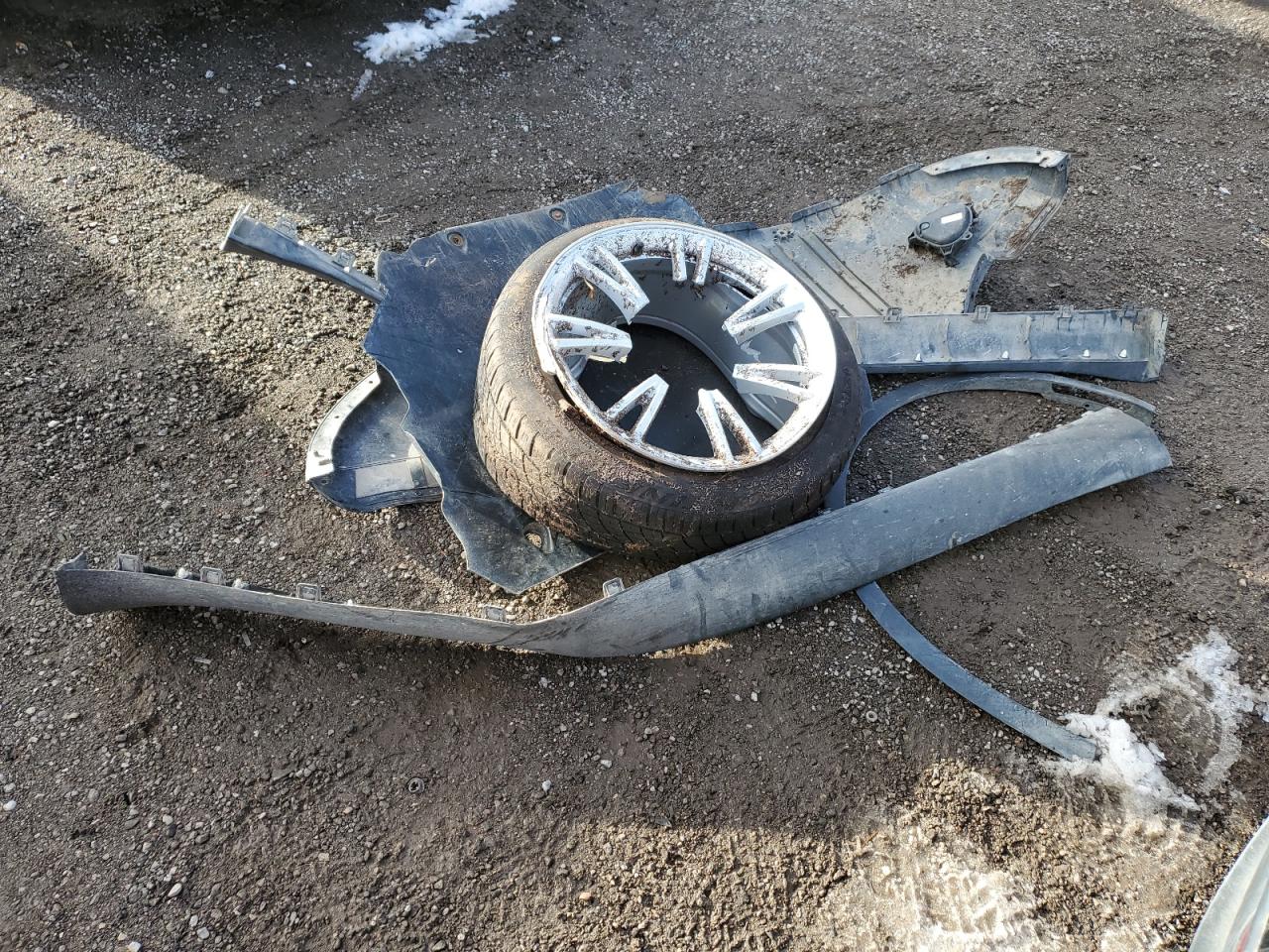 2023 Tesla Model Y VIN: 7SAYGDEE5PF648085 Lot: 90656565