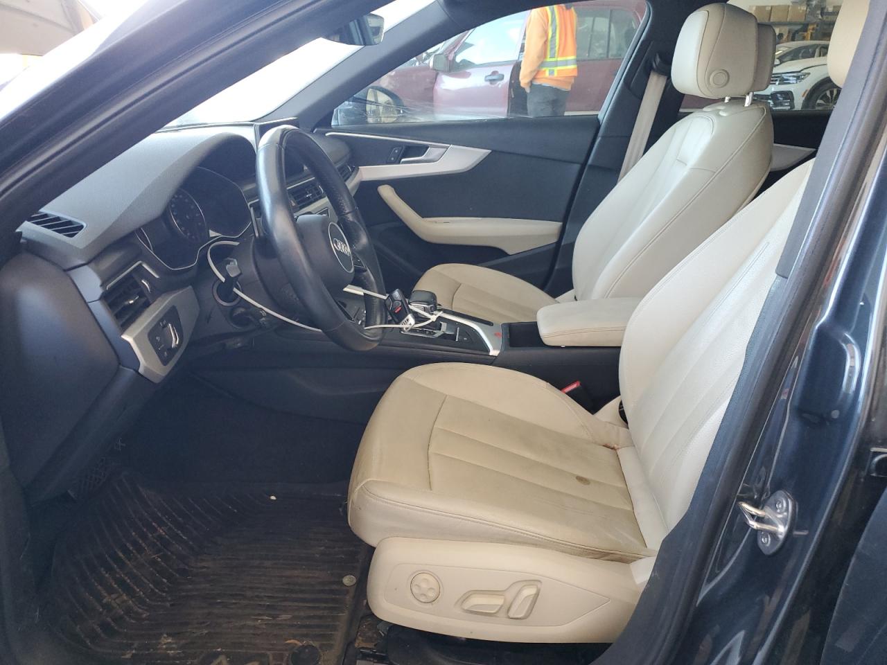 2017 Audi A4 Premium VIN: WAUANAF47HN022000 Lot: 92263725