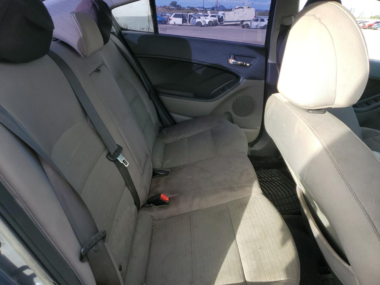 2015 Kia Forte Lx VIN: KNAFX4A61F5275479 Lot: 92678875