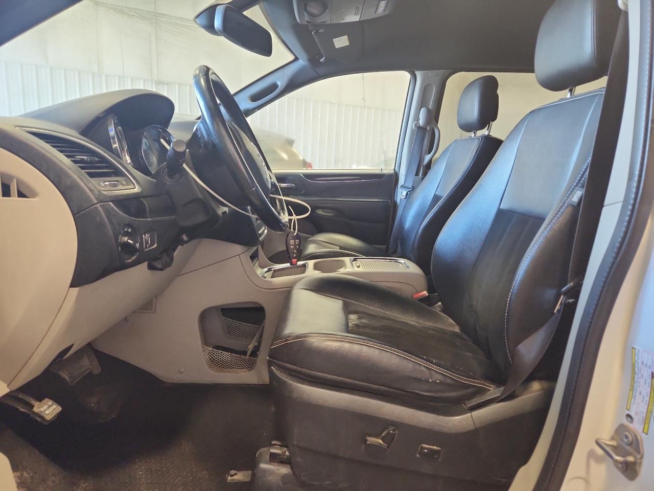 2018 Dodge Grand Caravan Sxt VIN: 2C4RDGCG4JR300483 Lot: 91629905