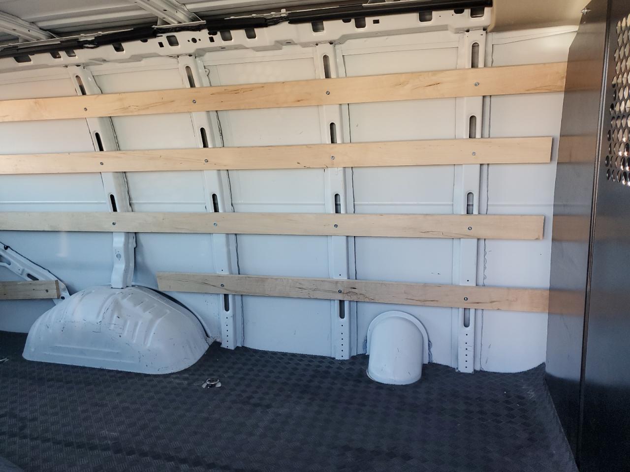 2024 GMC Savana G2500 VIN: 1GTW7AFPXR1282588 Lot: 92504525