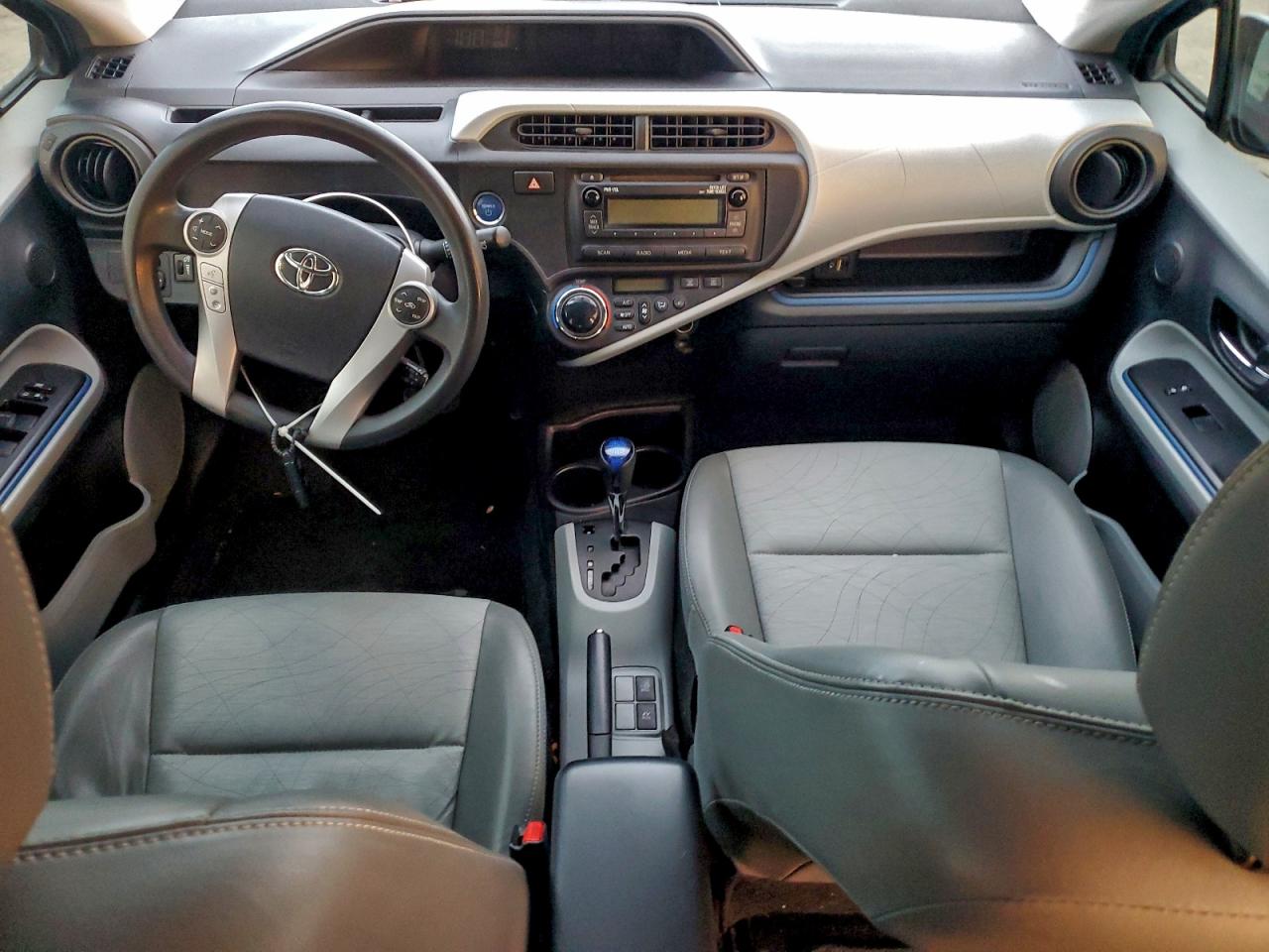 2012 Toyota Prius C VIN: JTDKDTB38C1011963 Lot: 92752435