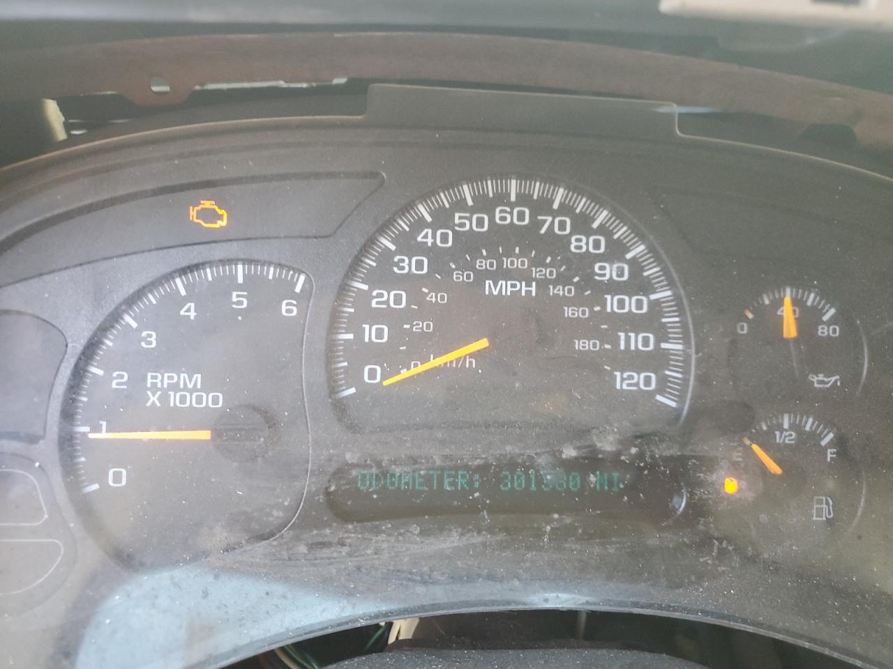 2005 Chevrolet Tahoe C1500 VIN: 1GNEC13T55R100243 Lot: 89920275