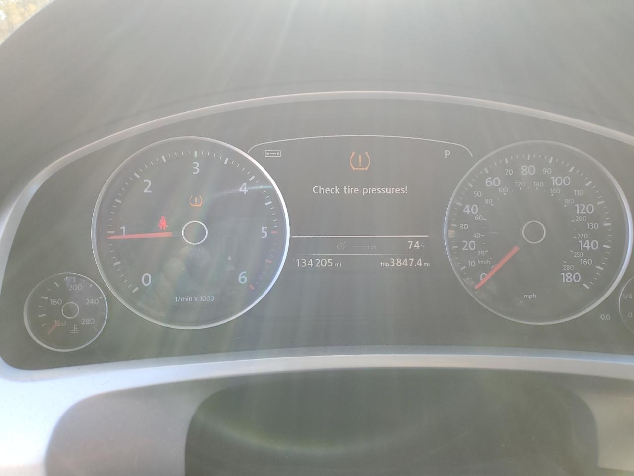 2012 Volkswagen Touareg V6 Tdi VIN: WVGEK9BP0CD008865 Lot: 91470195