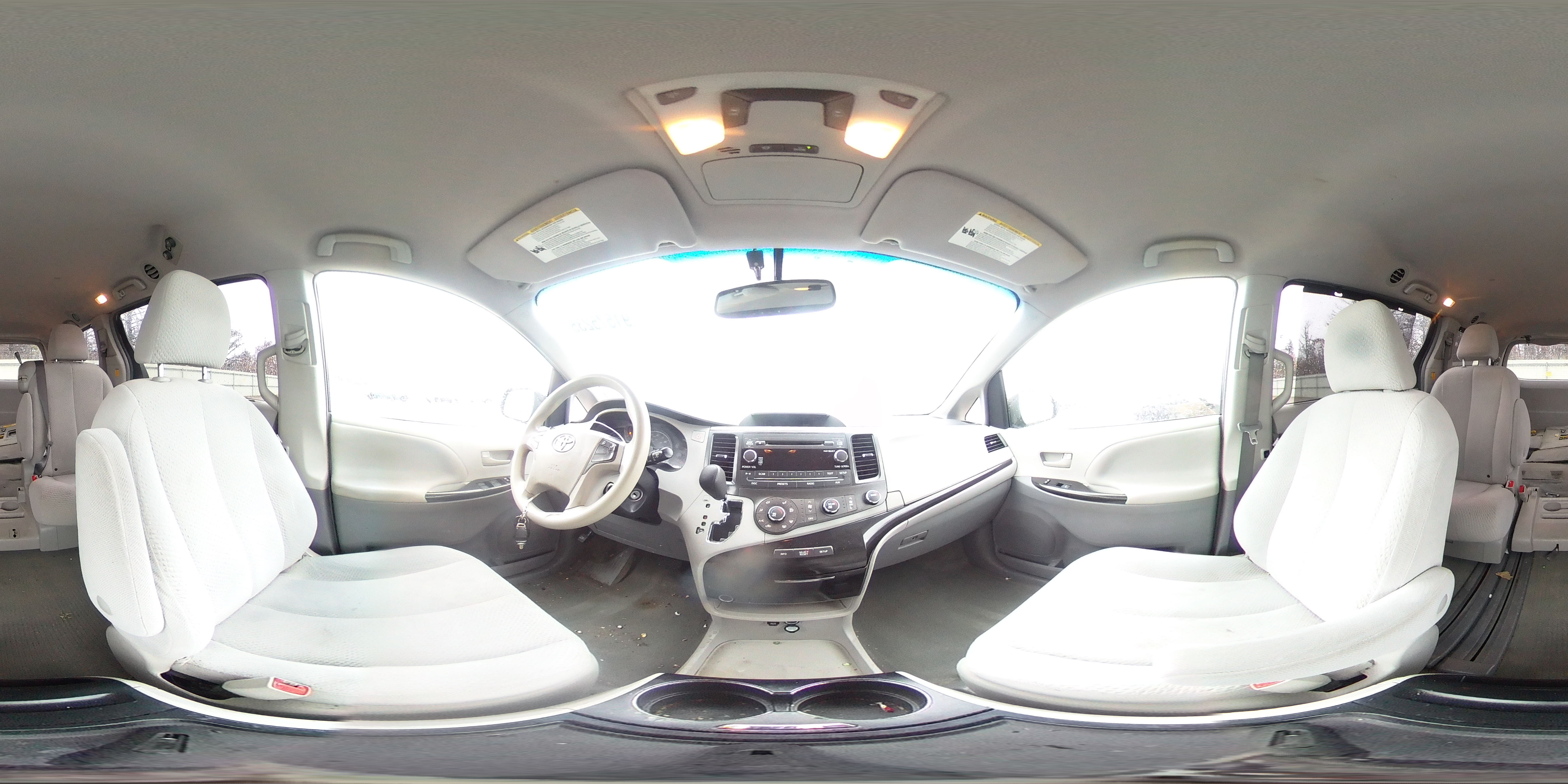 2012 Toyota Sienna Le VIN: 5TDKK3DC1CS188649 Lot: 92814445