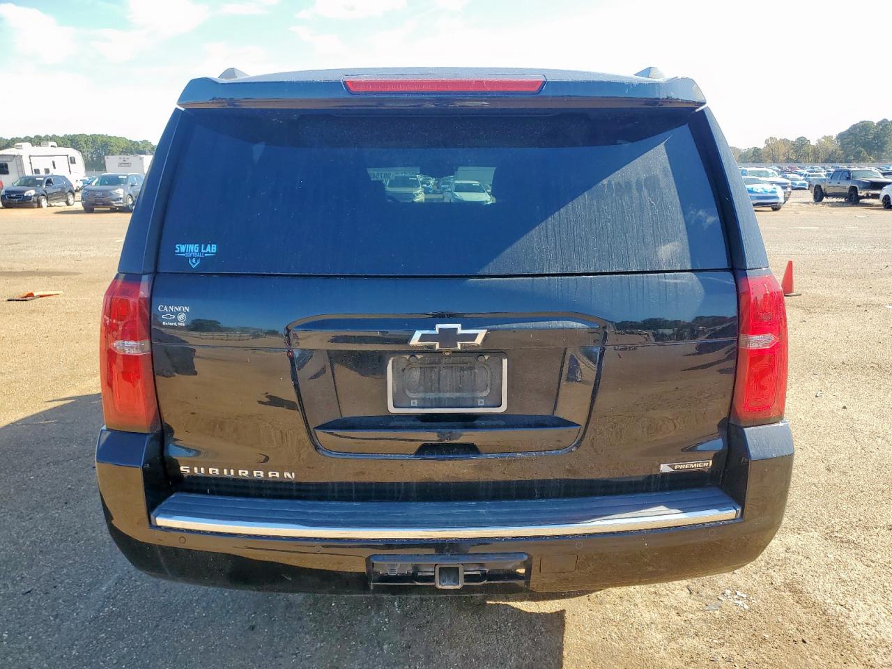 2017 Chevrolet Suburban K1500 Premier VIN: 1GNSKJKC8HR141817 Lot: 90754655