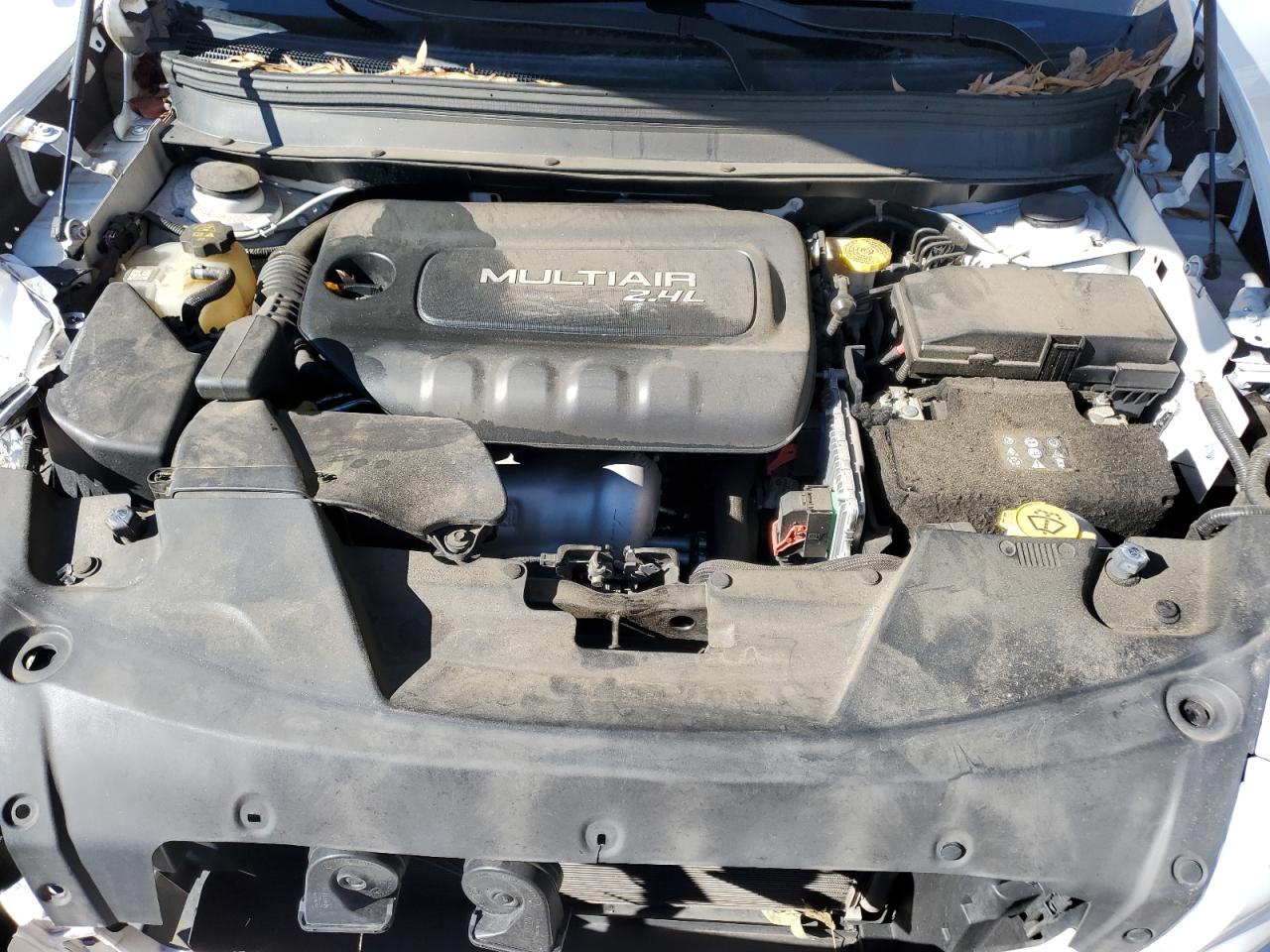 2018 Jeep Cherokee Latitude VIN: 1C4PJLCB0JD573999 Lot: 92042195