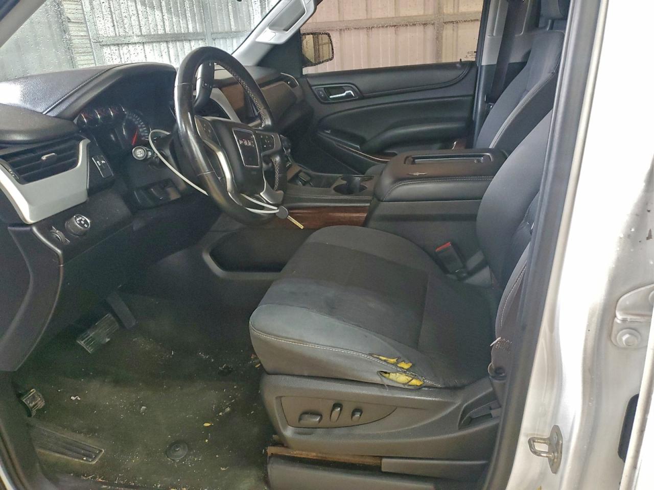 2015 GMC Yukon Sle VIN: 1GKS1AKC1FR111068 Lot: 94536145