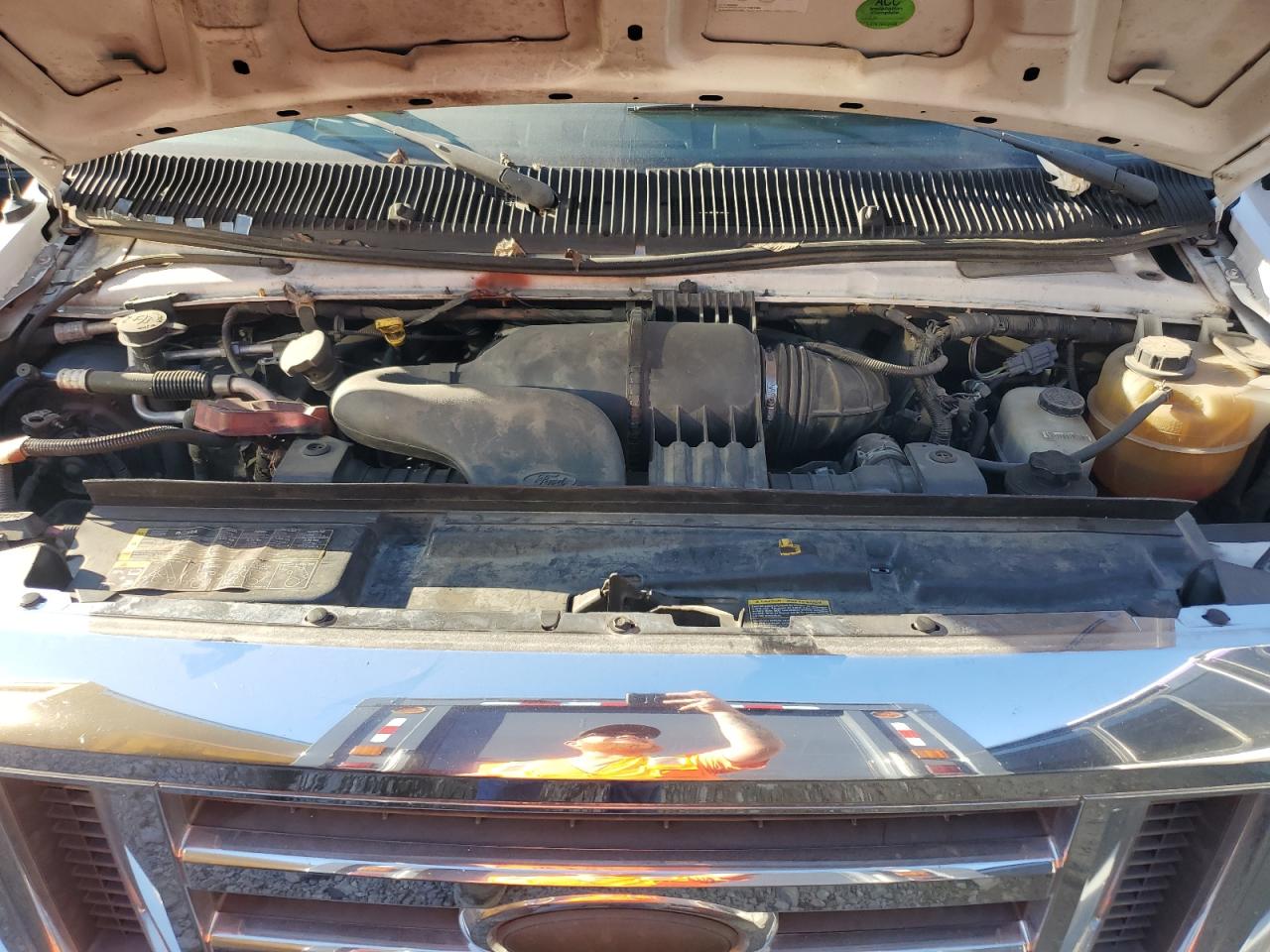 2016 Ford Econoline E450 Super Duty Cutaway Van VIN: 1FDFE4FS1GDC21018 Lot: 90432415